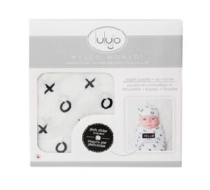 Lulujo Swaddle and Hat Set